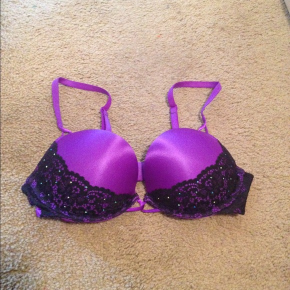 Victoria's Secret push up bra 34 b