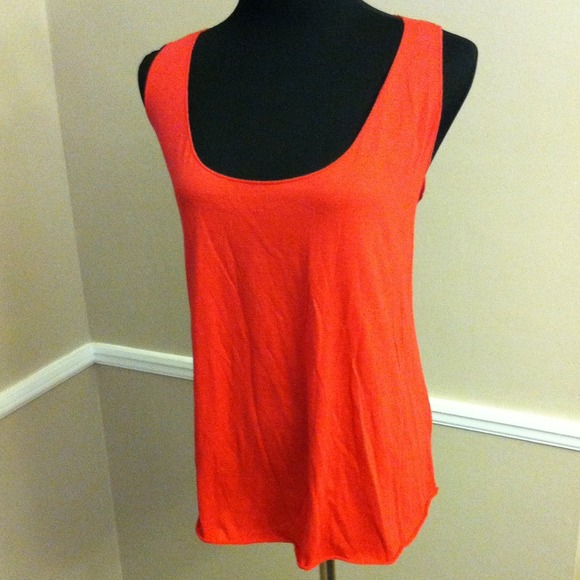 598. American Rag Tomato Racer Back Flowy Tank