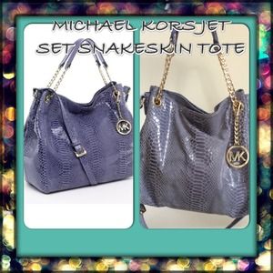 *REDUCED!!! GORGEOUS AUTHENTIC MICHAEL KORS TOTE**