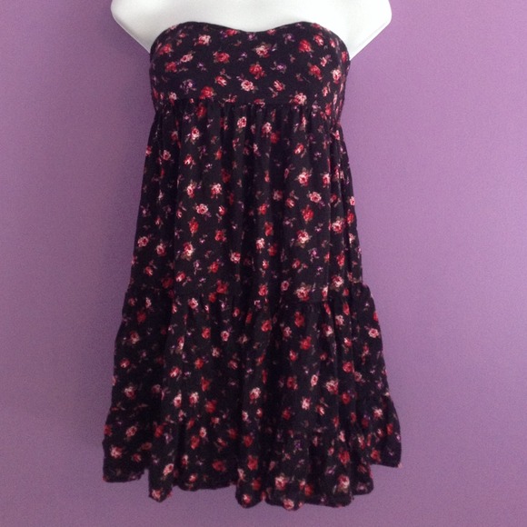 Gorgeous Forever 21 Floral Dress