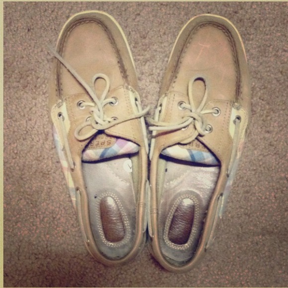 Sperry's boat shoes size 9