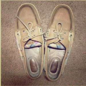 Sperry's boat shoes size 9
