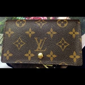 Authentic Monogram LV Tresor Wallet