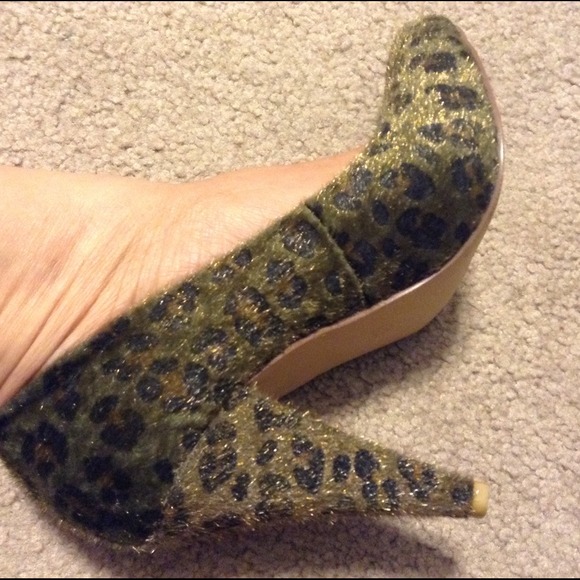 Leopard print shoes👠 - Picture 4 of 4
