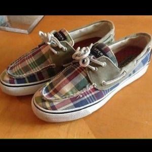 NEW MARKDOWN! Bahama 2 Eye in Navy/Red by Sperry