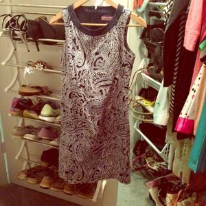 ✳️SOLD!!✳️Vineyard Vines Shift Dress