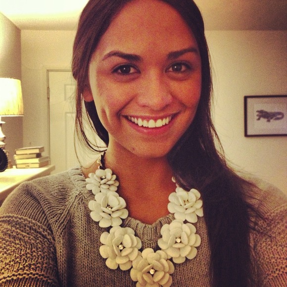 🎉⭐HOST PICK⭐🎉 J.crew Floral Necklace