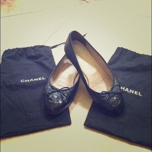 Chanel black ballet flats
