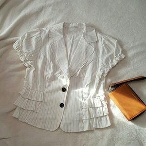 Short sleeve blazer