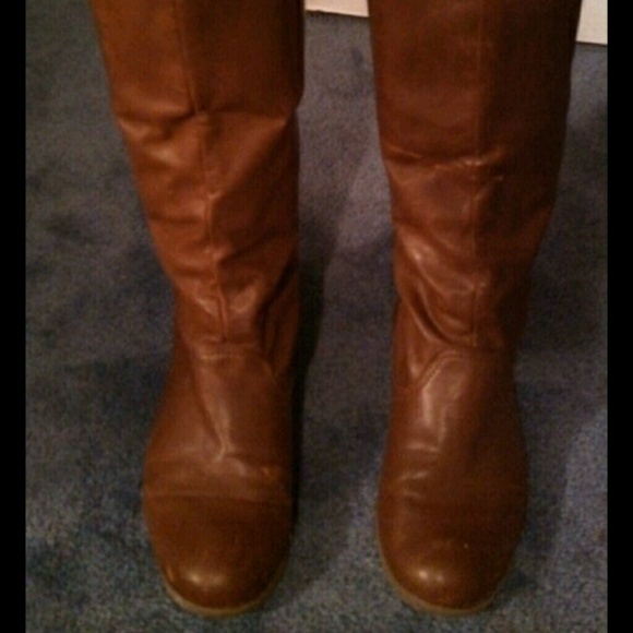 Light brown boots