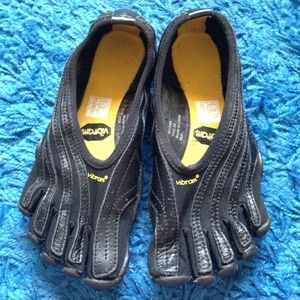 Vibram FiveFingers Shoe Jaya LR