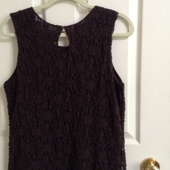 Sleeveless lace top - Picture 4 of 4