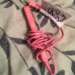 Mini hair straightener