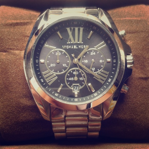 Michael Kors Accessories - MICHAEL KORS BLACK AND SILVER WATCH