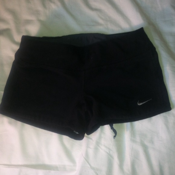 nike pro spandex shorts