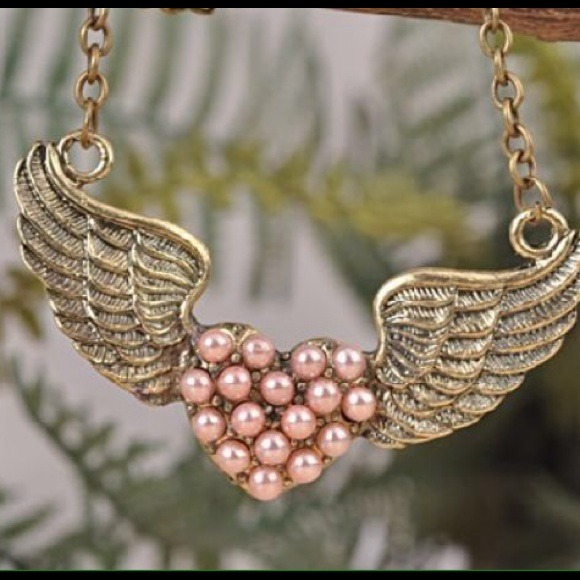 SOLD in bundle  Angel Wings statement Necklace - Picture 2 of 2