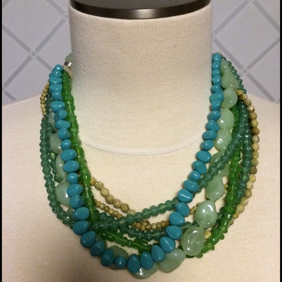 Chunky beaded necklace shades of blue💝