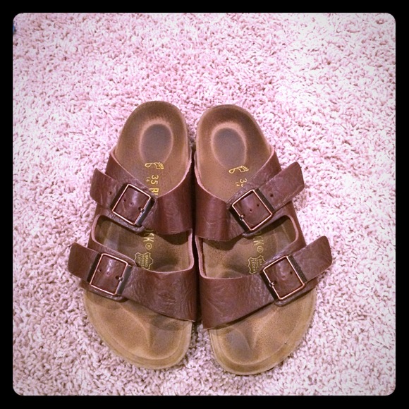 Birkenstocks size 6