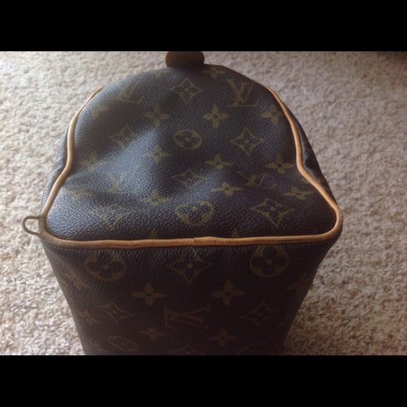 SOLD! Additional pictures Authentic Louis Vuitton - Picture 4 of 4