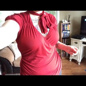 Torrid Retro Top Size 0