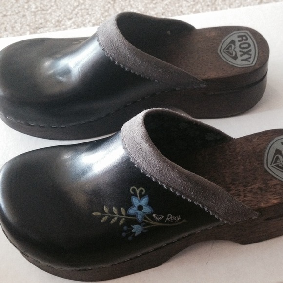 Clogs