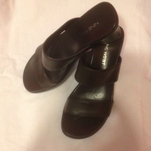 NWOT Nine West Wngildea wedge sandal