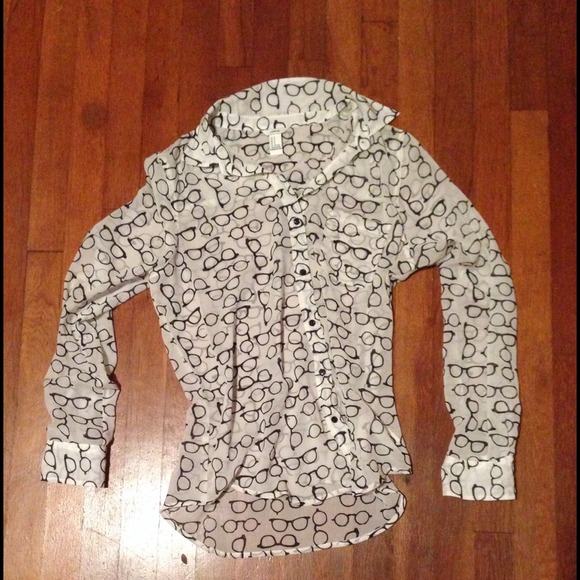 White and black glasses button up