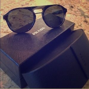 BNWT 💯Authentic Prada Sunglasses.