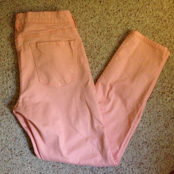 Pink boyfriend jeans