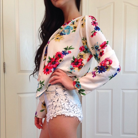 Jackets & Coats - 🎉HOST PICK🎉NWT White Flowy Blazer Jackets & Coats - 🎉HOST PICK🎉NWT White Flowy Blazer