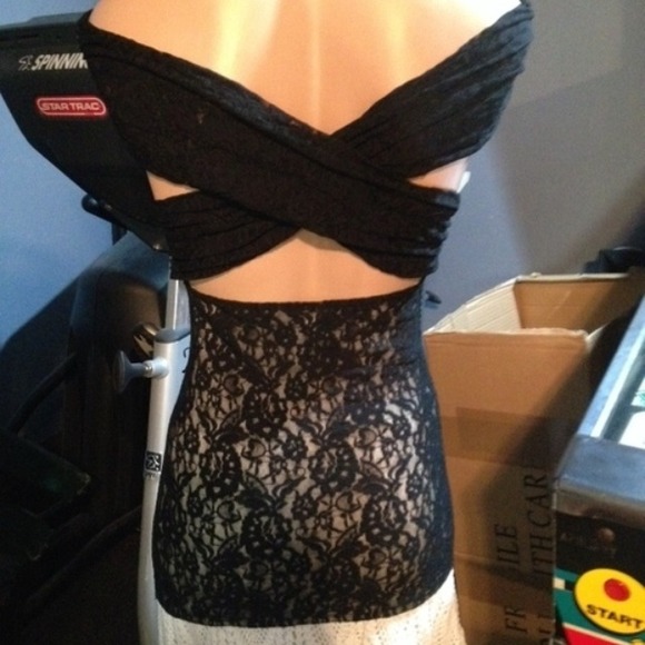 Victoria's Secret Black Lace Off Shoulder XS $128 - Picture 3 of 4