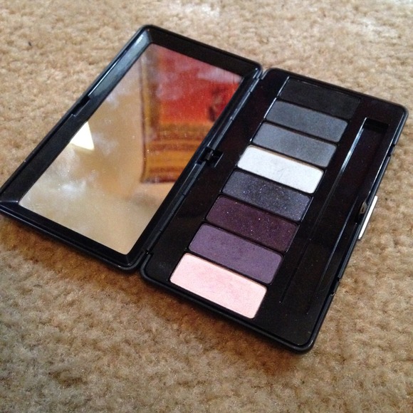 Makeup lot - Picture 4 of 4