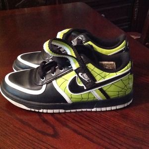 Reduced!Nike CUSTOM VANDAL LOW DUNK SHOES LIKE NEW