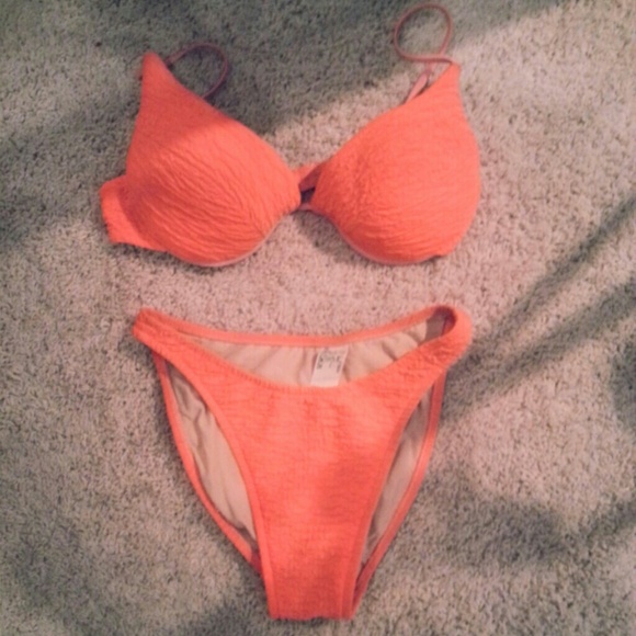 **SOLD** Bikini