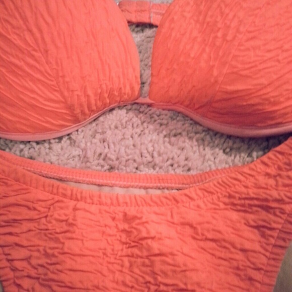 **SOLD** Bikini - Picture 3 of 3