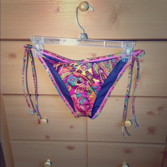 Victoria's Secret string bikini bottoms