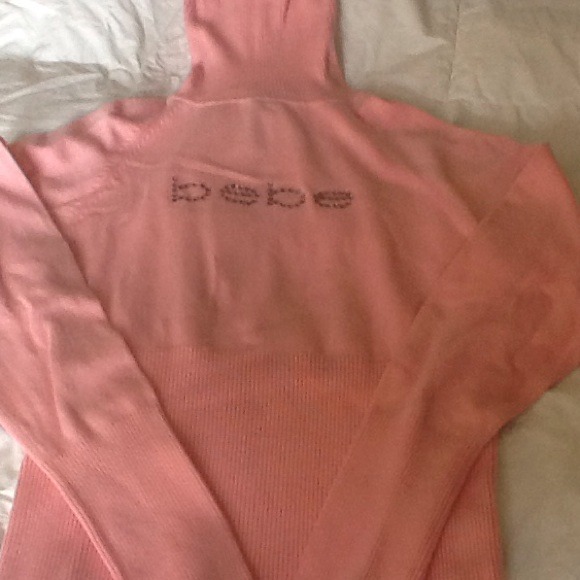 Size Large bebe Pink Sweater