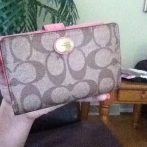 Coach Wallet,great condition!Only used for 2 weeks