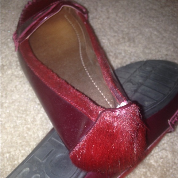 Shoes - Picture 2 of 3