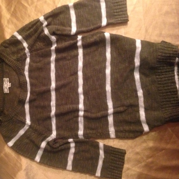 Green sweater-brand new