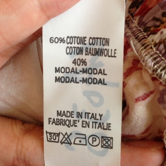 Brandy Melville vodi shorts - Picture 3 of 3