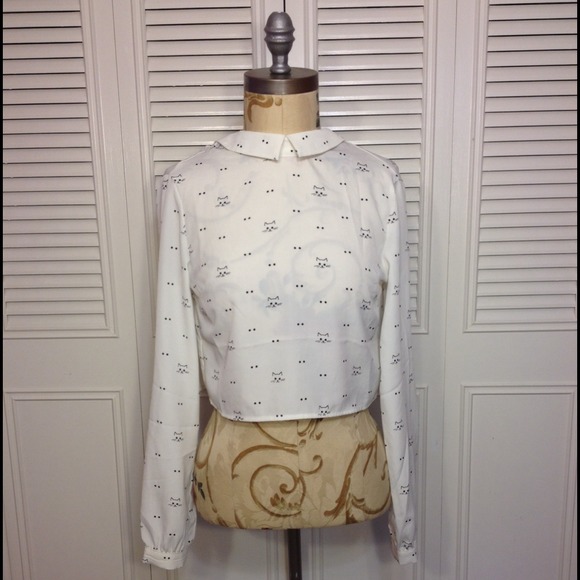 Cropped blouse