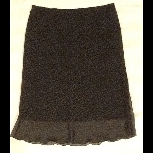 💕United Colors of Benetton Brown & Floral Skirt
