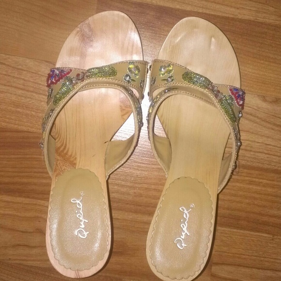 Shoes - Picture 2 of 4