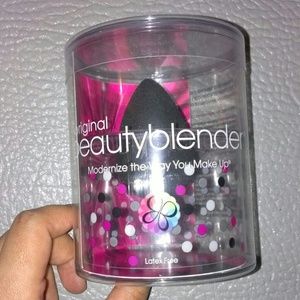 Beauty blender sponge