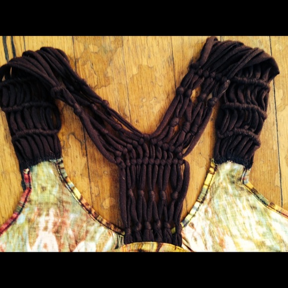 Tank - Picture 3 of 3