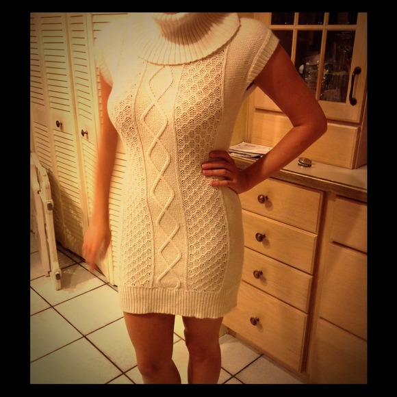 Express cream sweater dress with turtleneck. - Picture 1 of 4