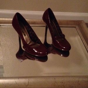 American Eagle Dark Red heels