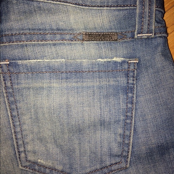 Frankie B ripped jeans size 26