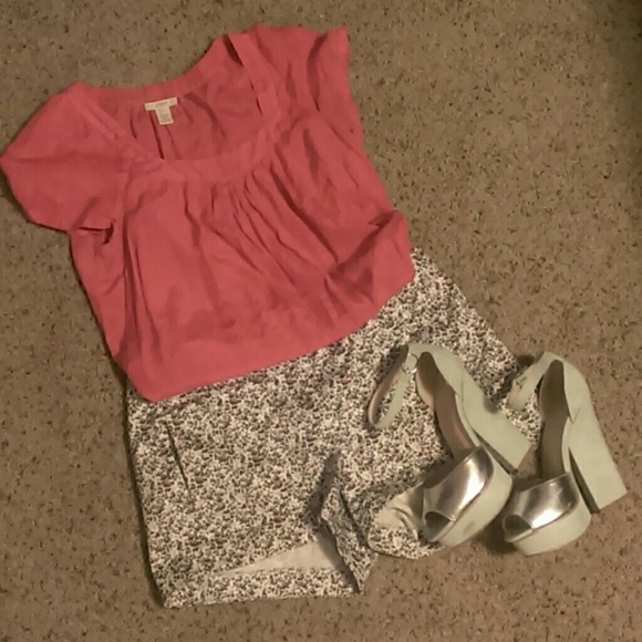 Floral print shorts